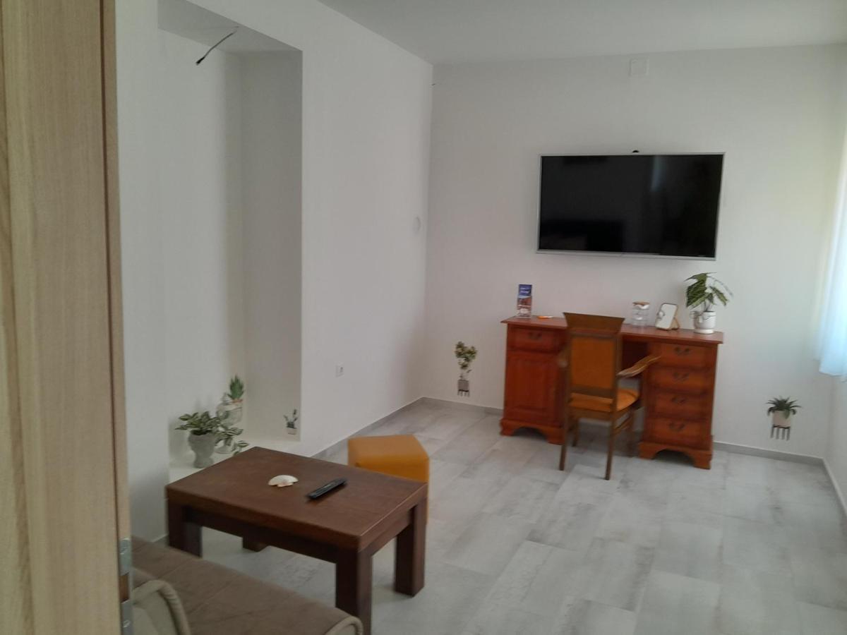 Apartmani Studio Apartmani Senjska Maslina Senj  Extérieur photo