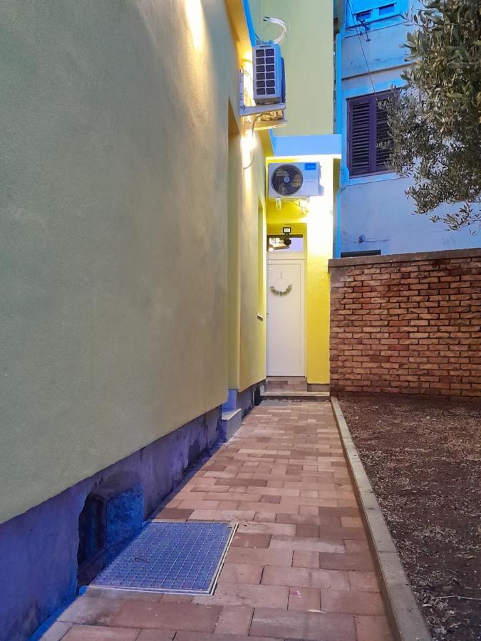 Apartmani Studio Apartmani Senjska Maslina Senj  Extérieur photo