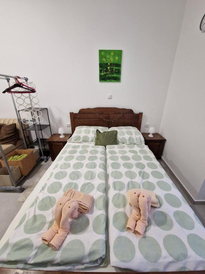 Apartmani Studio Apartmani Senjska Maslina Senj  Extérieur photo