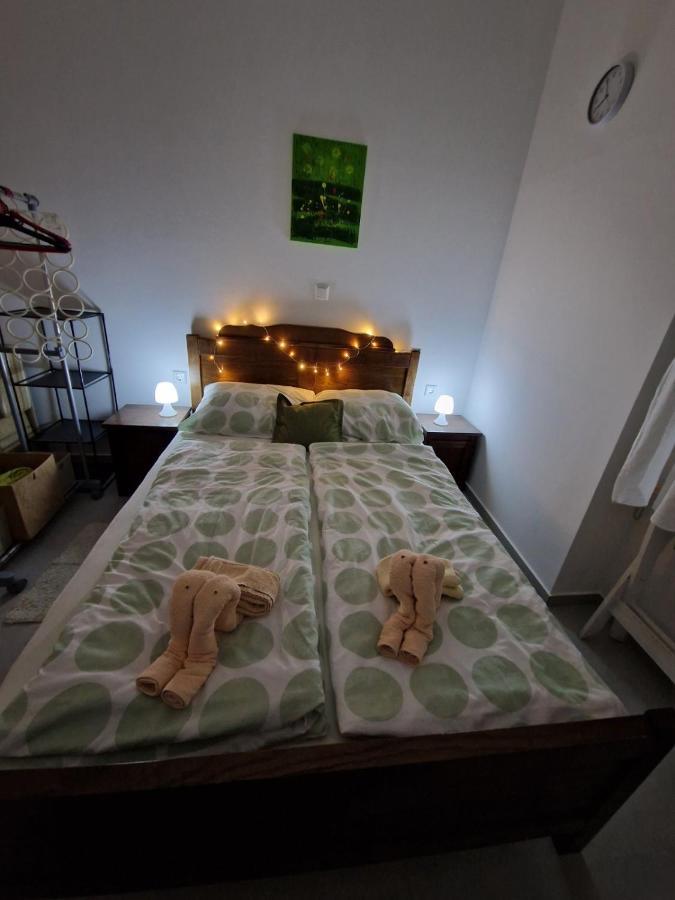 Apartmani Studio Apartmani Senjska Maslina Senj  Extérieur photo