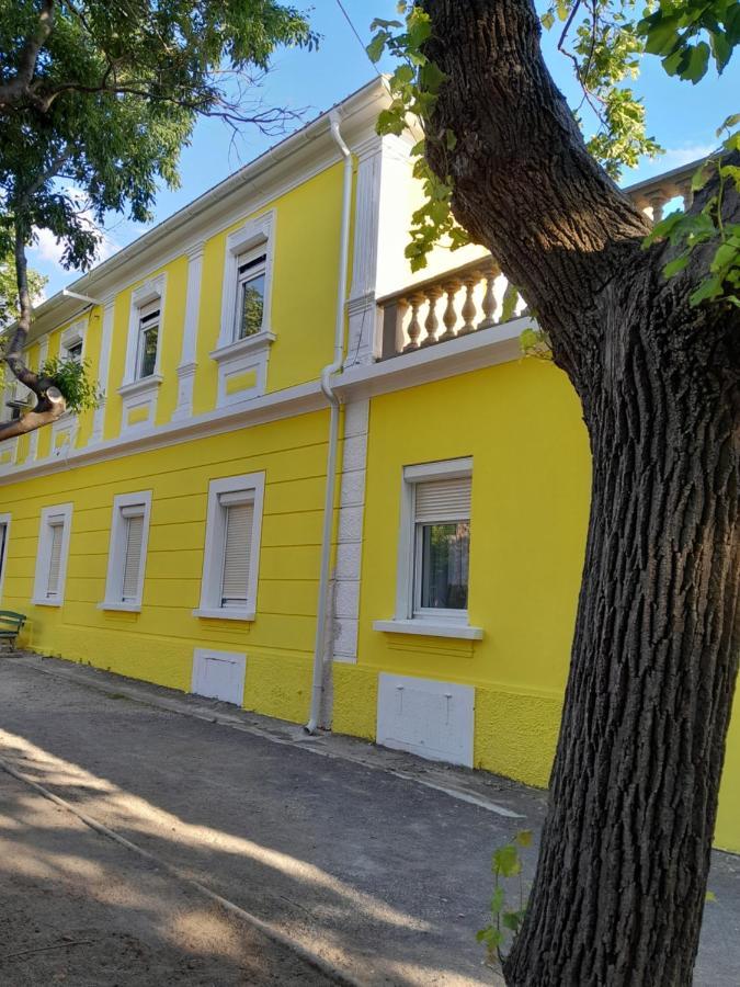 Apartmani Studio Apartmani Senjska Maslina Senj  Extérieur photo